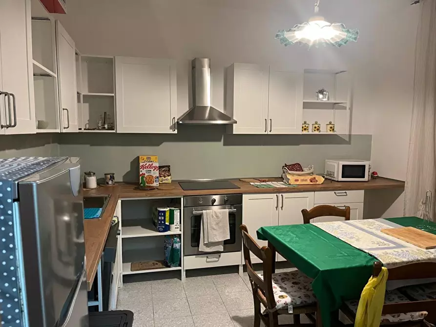 Immagine 2 di Casa semindipendente in affitto  a Cascina