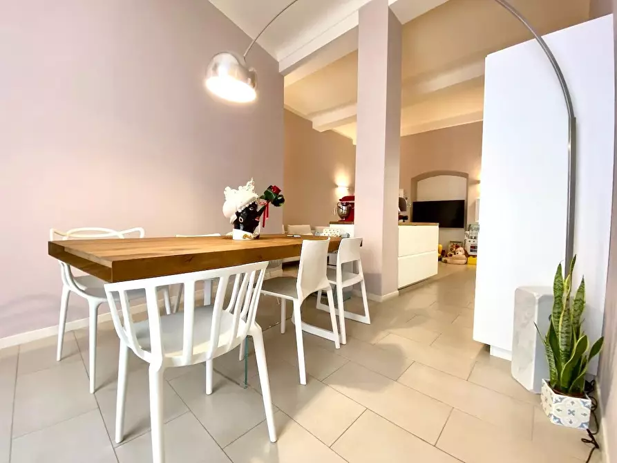 Immagine 5 di Appartamento in vendita  a Massa