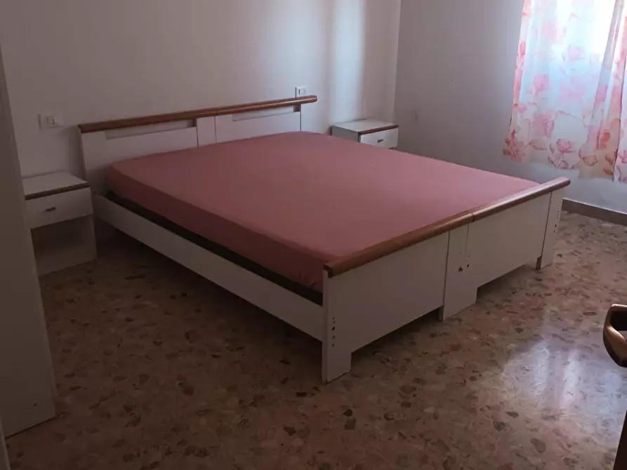 Immagine 5 di Appartamento in affitto  a Pontedera