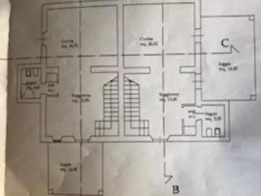 Immagine 14 di Casa colonica in vendita  a Capraia E Limite