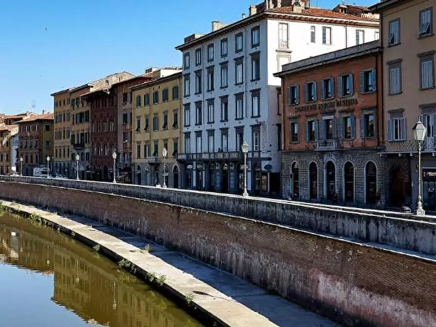 Immagine 1 di Appartamento in vendita  a Pisa