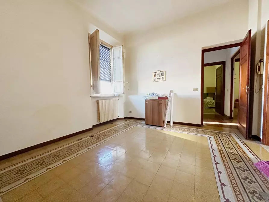 Immagine 30 di Casa semindipendente in vendita  a Lucca