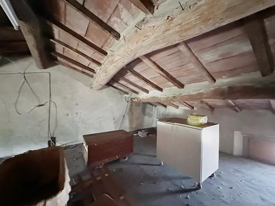 Immagine 44 di Casa semindipendente in vendita  a Lucca