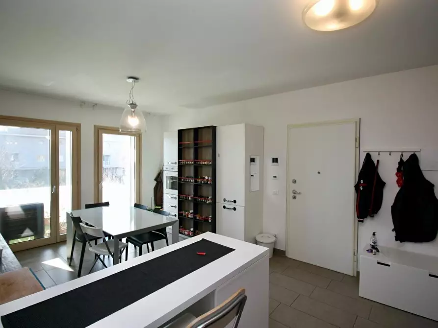 Immagine 2 di Appartamento in affitto  a Pisa