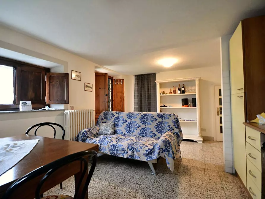 Immagine 14 di Villa in vendita  a Lucca