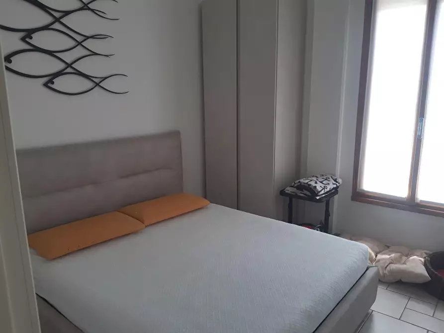 Immagine 8 di Appartamento in vendita  a Massa