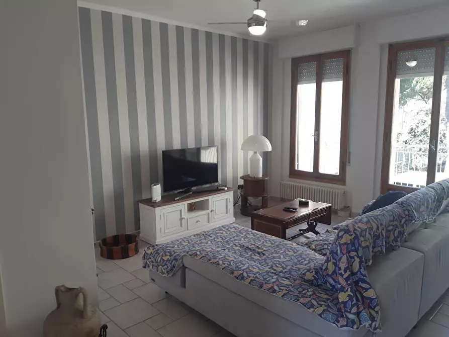 Immagine 6 di Appartamento in vendita  a Massa