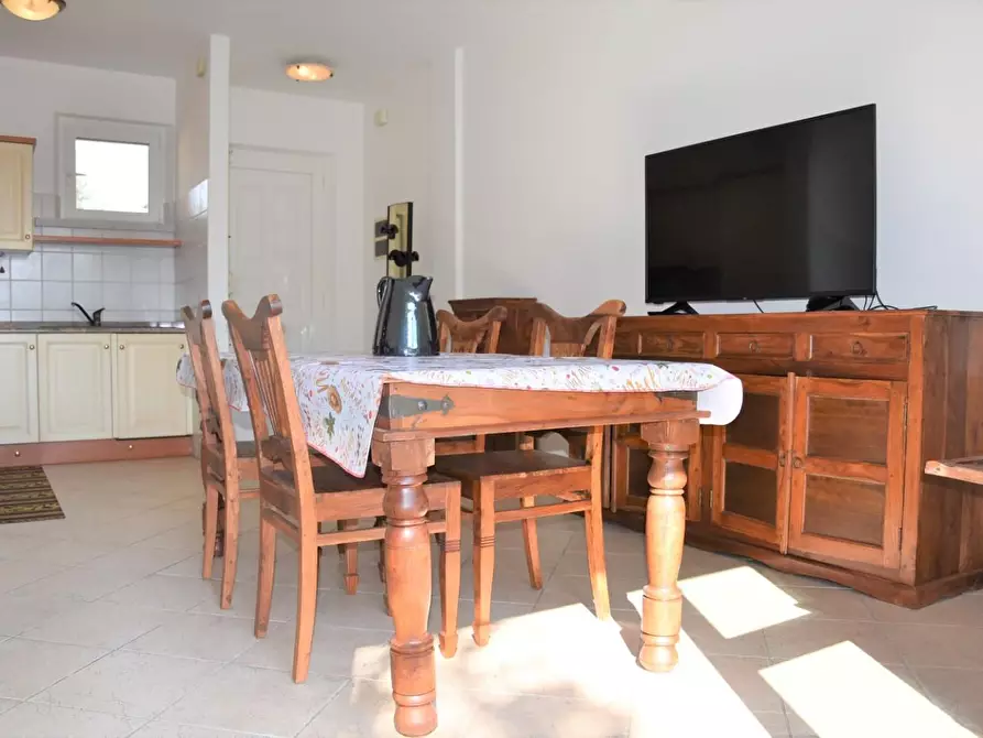 Immagine 12 di Appartamento in affitto  a Massa