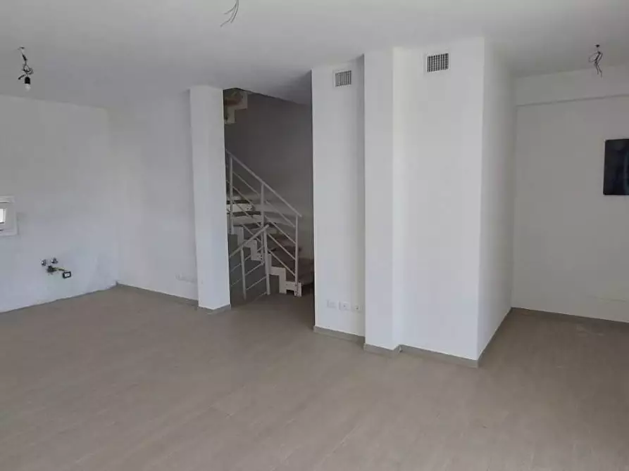 Immagine 31 di Villetta a schiera in vendita  a Empoli