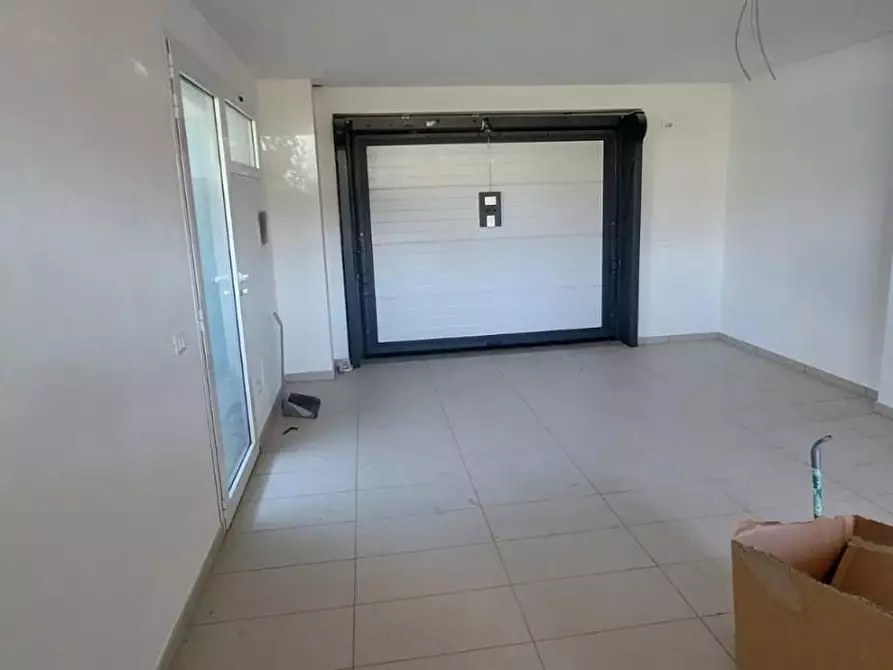 Immagine 29 di Villetta a schiera in vendita  a Empoli