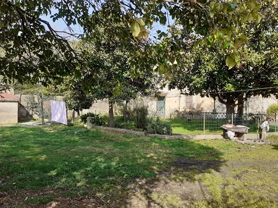 Immagine 35 di Porzione di casa in vendita  a Cascina