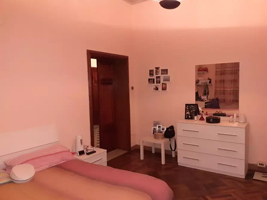 Immagine 21 di Porzione di casa in vendita  a Cascina