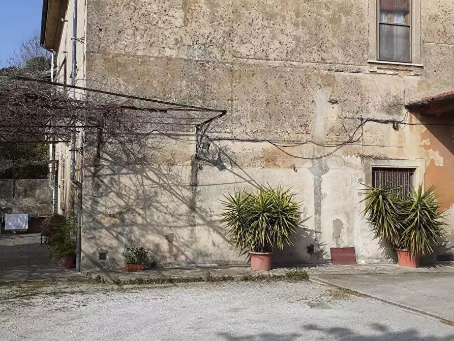 Immagine 29 di Porzione di casa in vendita  a Cascina