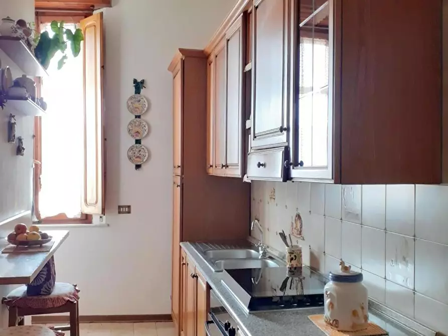 Immagine 6 di Porzione di casa in vendita  a Cascina