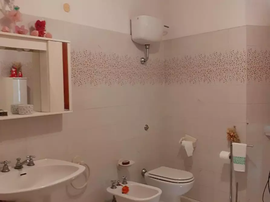 Immagine 26 di Porzione di casa in vendita  a Cascina