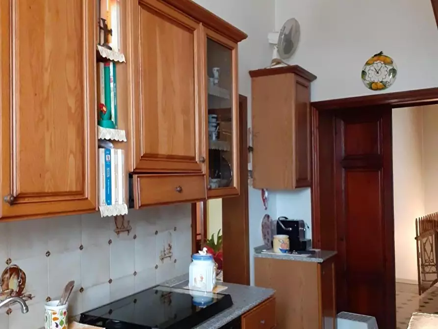 Immagine 2 di Porzione di casa in vendita  a Cascina