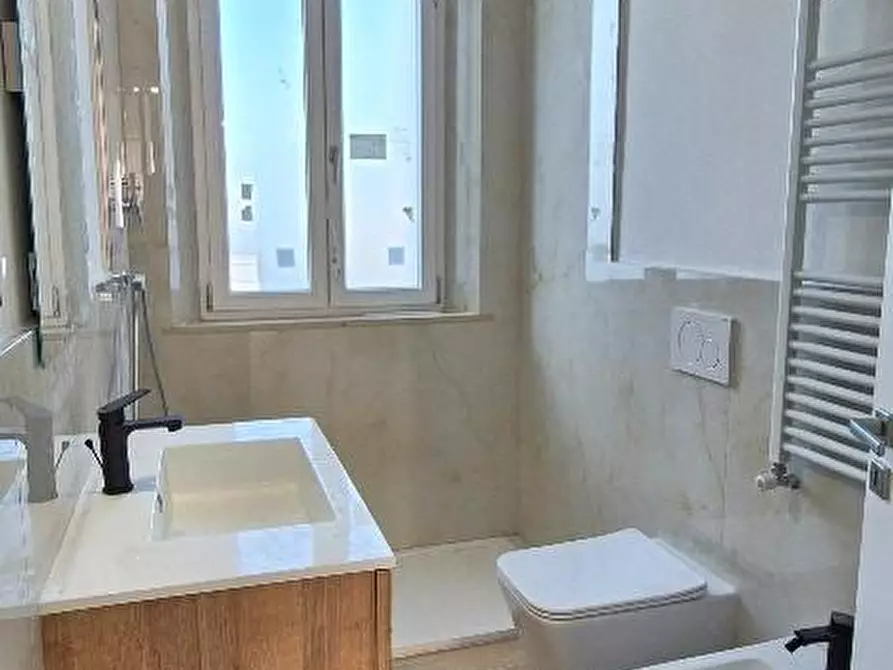 Immagine 24 di Villa in vendita  a Cascina