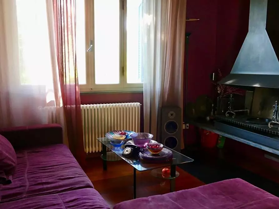 Immagine 5 di Villa in vendita  a Cascina