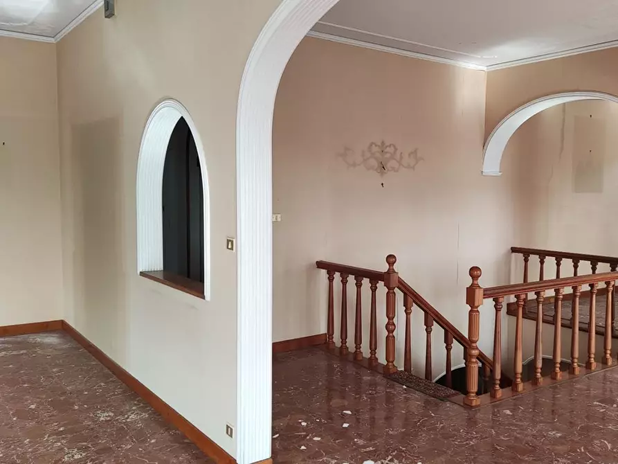 Immagine 4 di Villa in vendita  a Rosignano Marittimo