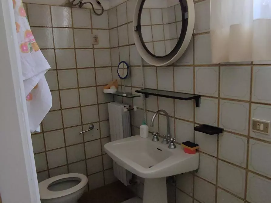 Immagine 13 di Villa in vendita  a Rosignano Marittimo