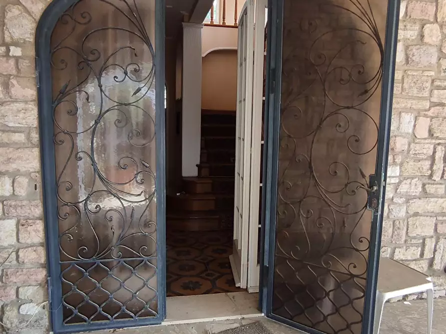 Immagine 12 di Villa in vendita  a Rosignano Marittimo