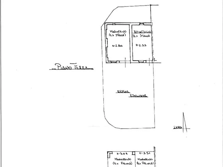 Immagine 2 di Deposito in vendita  a Porcari