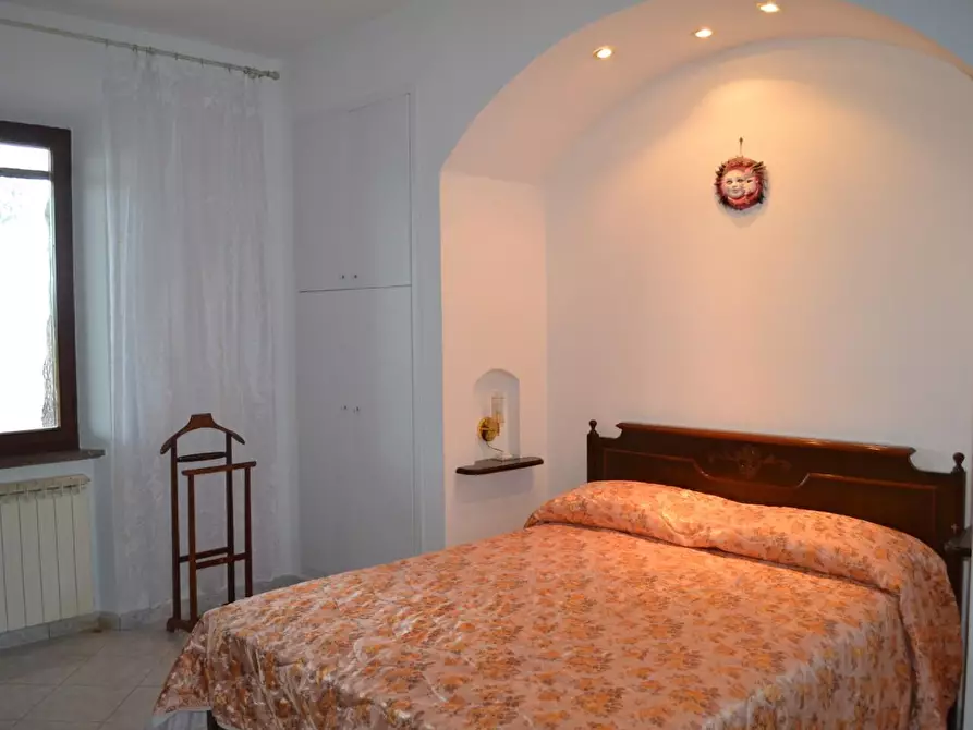 Immagine 17 di Casa indipendente in vendita  a Campiglia Marittima