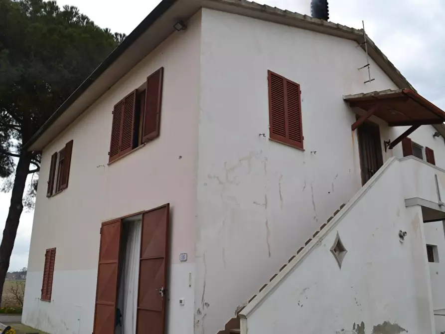 Immagine 9 di Casa indipendente in vendita  a Campiglia Marittima