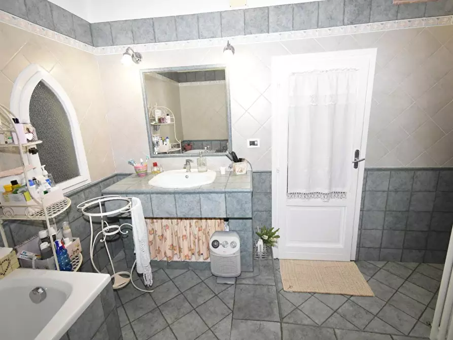 Immagine 15 di Appartamento in vendita  a Buti