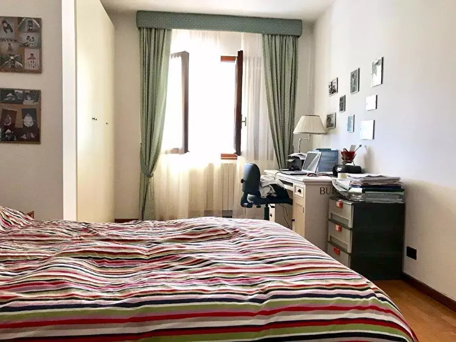 Immagine 4 di Appartamento in vendita  a Massa