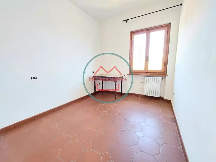 Immagine 20 di Appartamento in vendita  a Massa E Cozzile