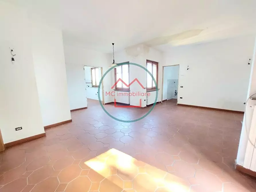 Immagine 9 di Appartamento in vendita  a Massa E Cozzile