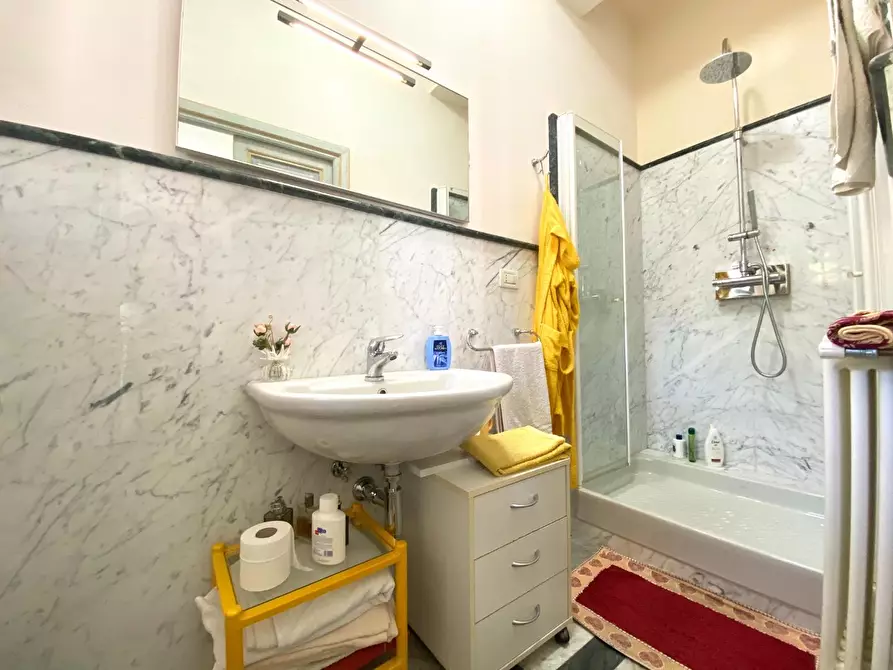 Immagine 18 di Appartamento in vendita  a Massa