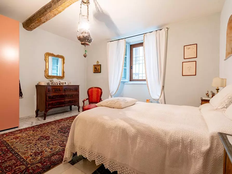 Immagine 13 di Appartamento in vendita  a Massa