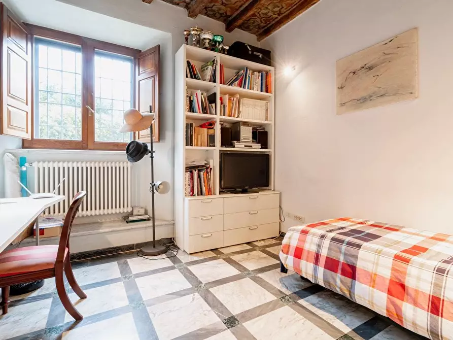 Immagine 14 di Appartamento in vendita  a Massa