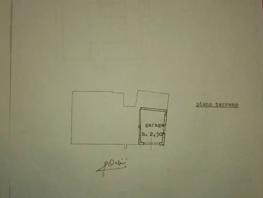 Immagine 8 di Casa indipendente in vendita  a Carrara