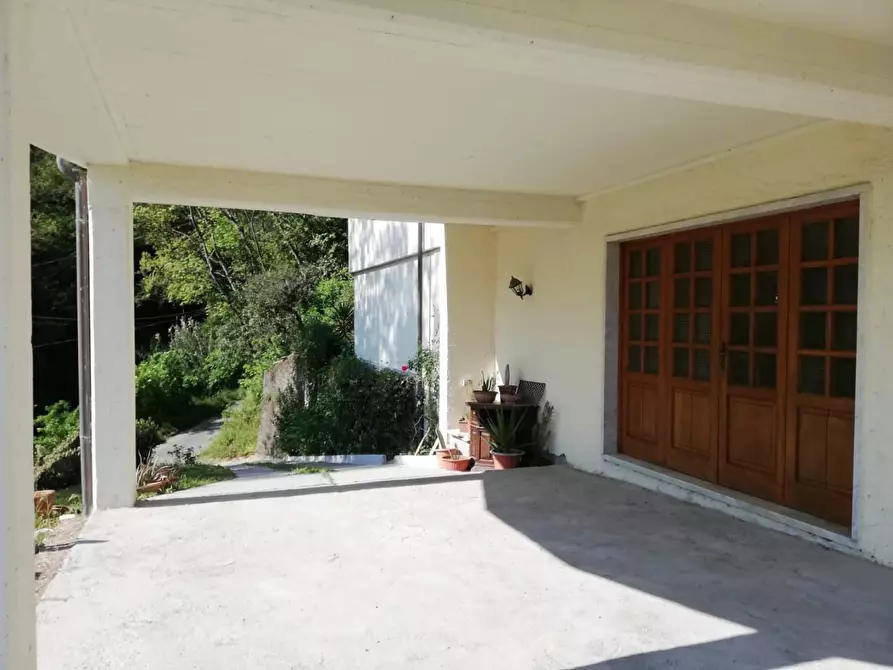 Immagine 6 di Casa indipendente in vendita  a Carrara