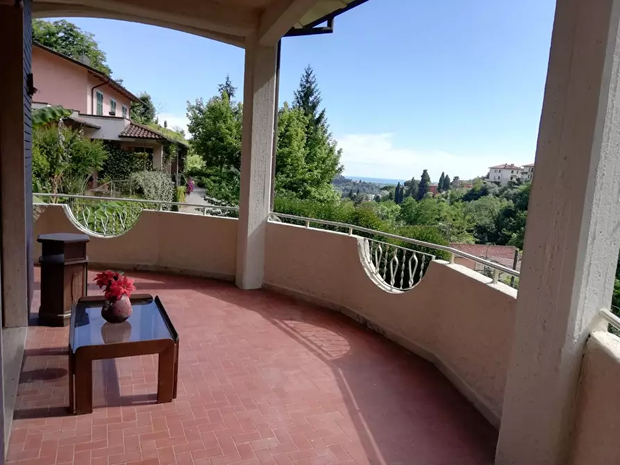 Immagine 25 di Casa indipendente in vendita  a Carrara