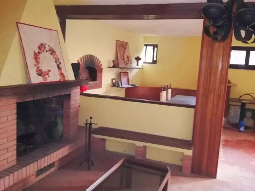 Immagine 26 di Casa indipendente in vendita  a Carrara