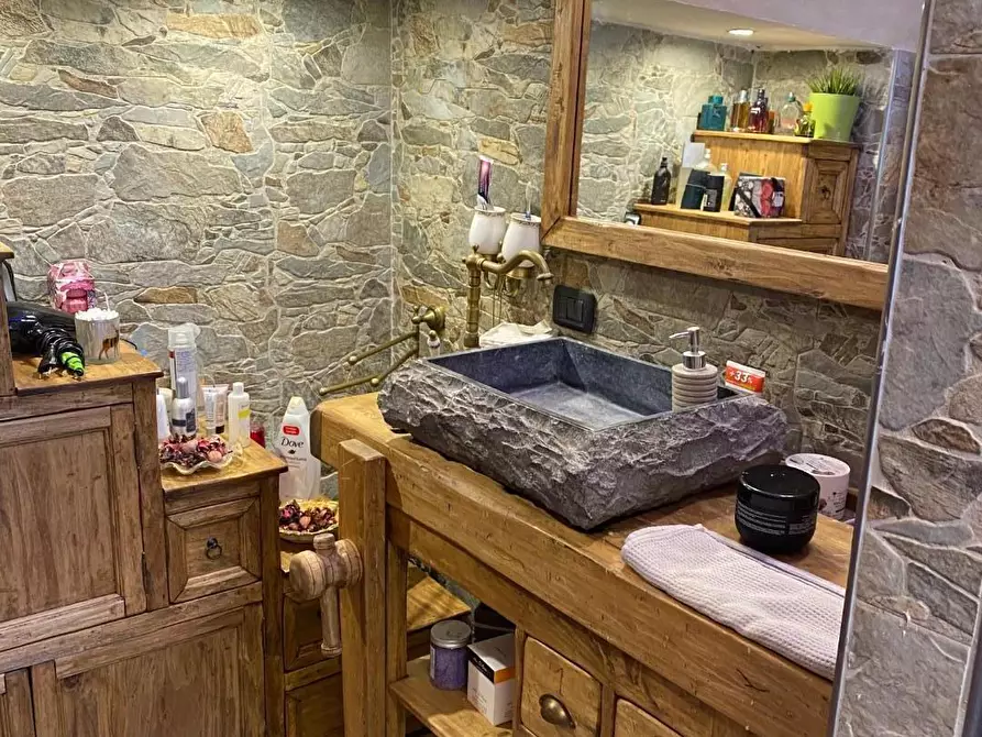 Immagine 13 di Appartamento in vendita  a Vinci