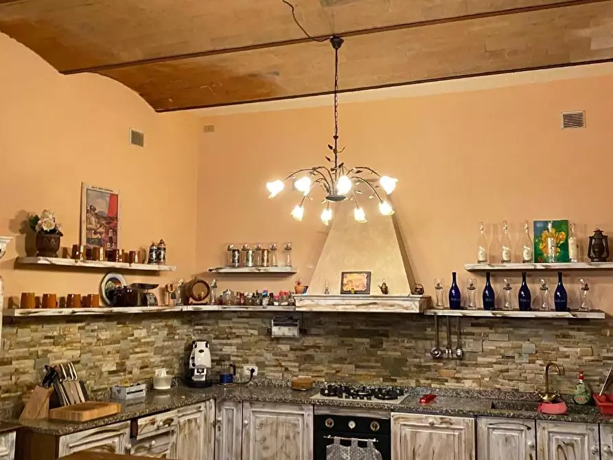 Immagine 16 di Appartamento in vendita  a Vinci