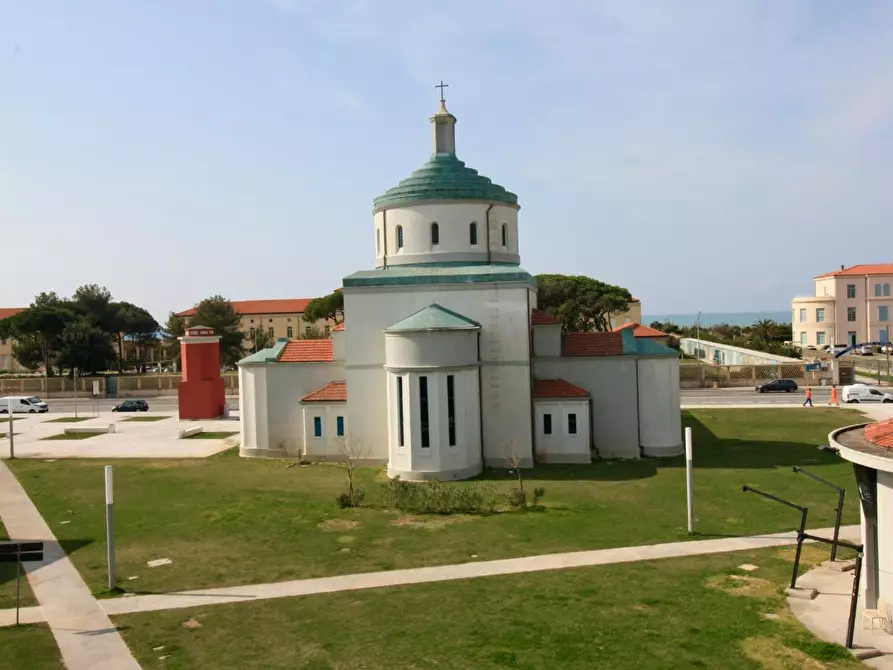 Immagine 22 di Appartamento in vendita  a Pisa