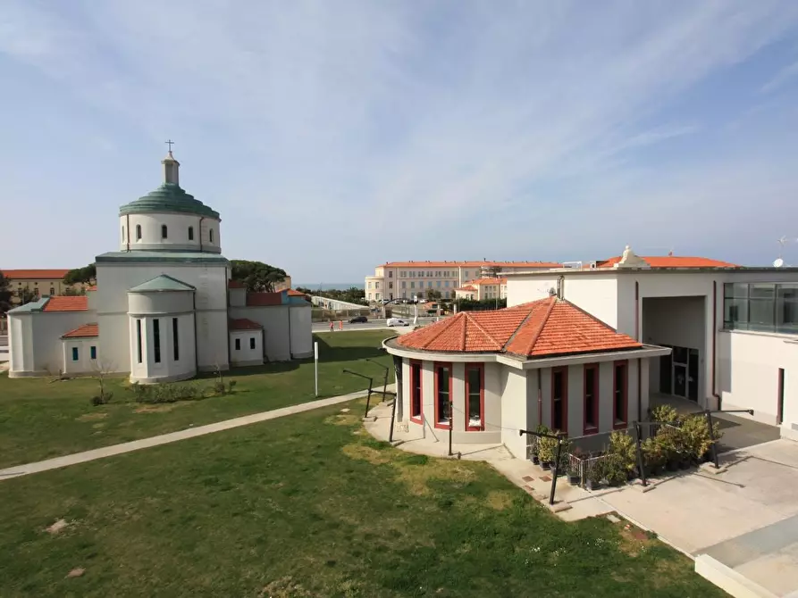 Immagine 21 di Appartamento in vendita  a Pisa