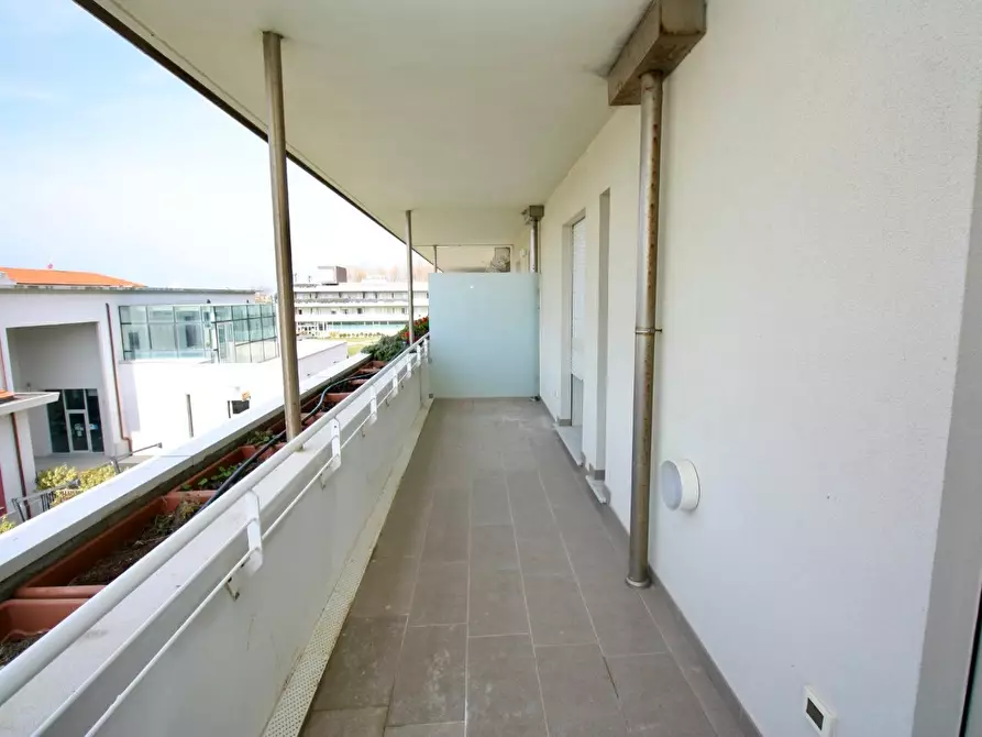 Immagine 19 di Appartamento in vendita  a Pisa