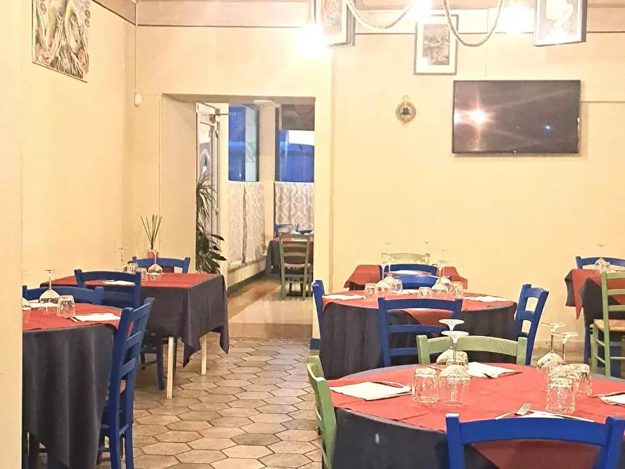 Immagine 1 di Bar / Ristorante in affitto  a Bientina