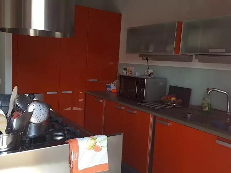 Immagine 6 di Villa in vendita  a Carrara