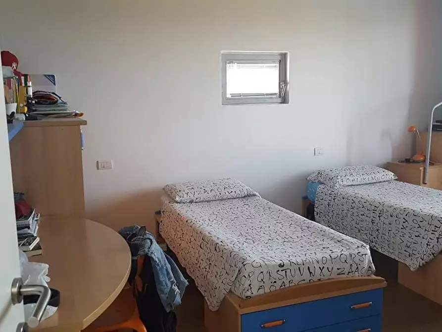 Immagine 21 di Villa in vendita  a Carrara