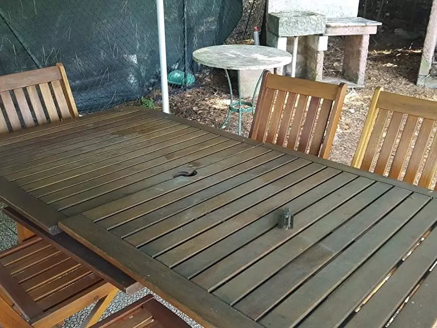 Immagine 16 di Villa in vendita  a Carrara