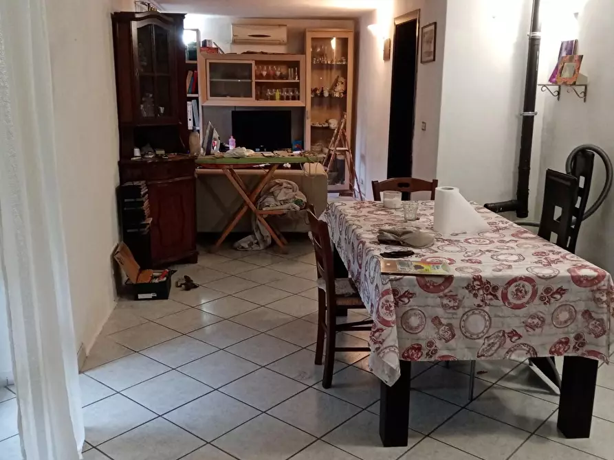 Immagine 1 di Casa semindipendente in vendita  a Podenzana