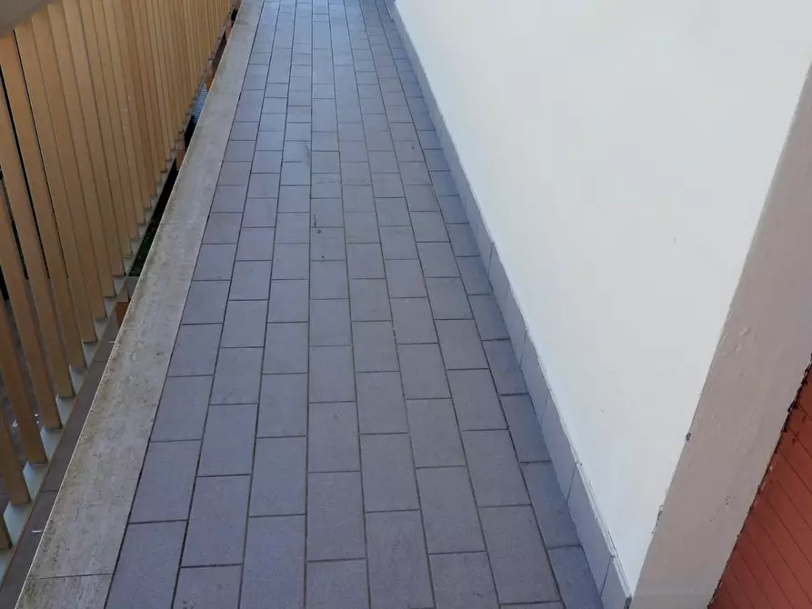 Immagine 9 di Appartamento in affitto  a Cecina